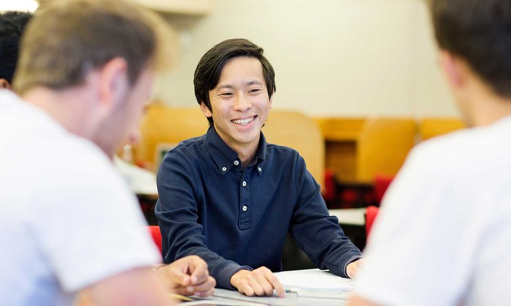 新西兰梅西大学学生服务